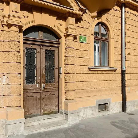 Vega 1 * Ljubljana